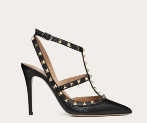 彼女はキレイだった衣装 佐久間由衣 ピアス バック 靴 ワンピースなどのブランドも お役立ちブログ